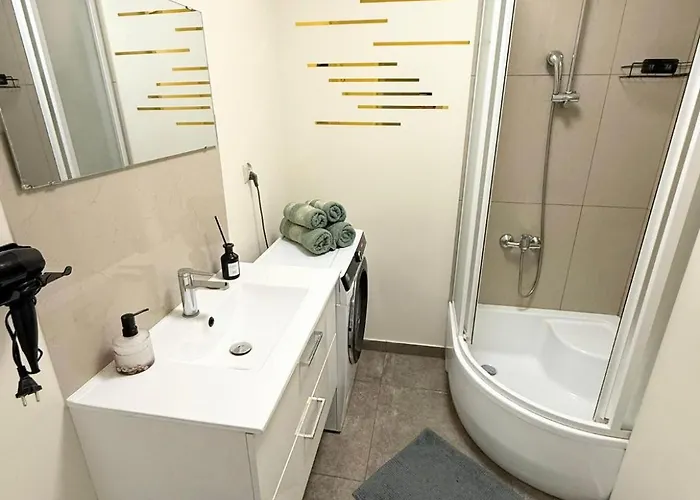 Chmielna Lägenhet *